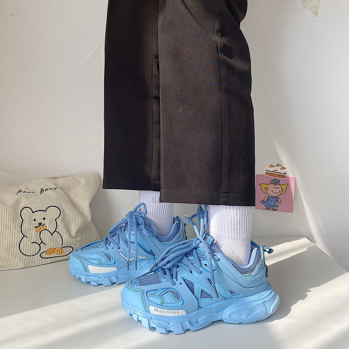 Retro-Sneaker für Damen – Bild 5 | LuxeStyle
