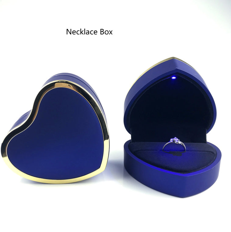 Herzförmige Schmuckbox