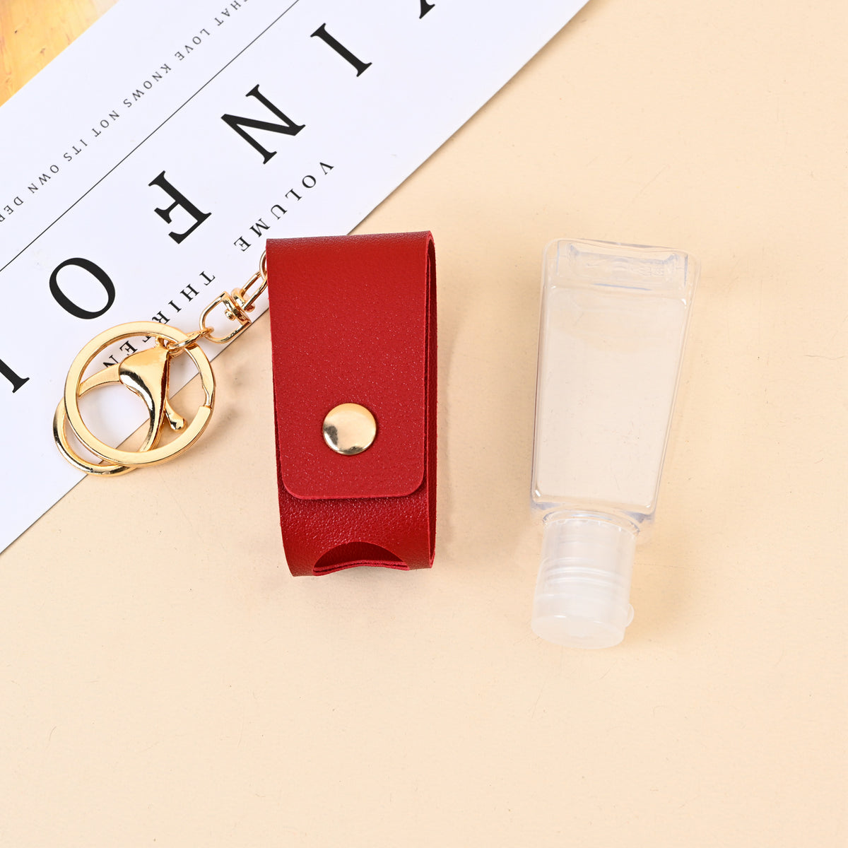 PU Leder Schlüsselanhänger mit 30 ml‑Behälter – Bild 4 | LuxeStyle