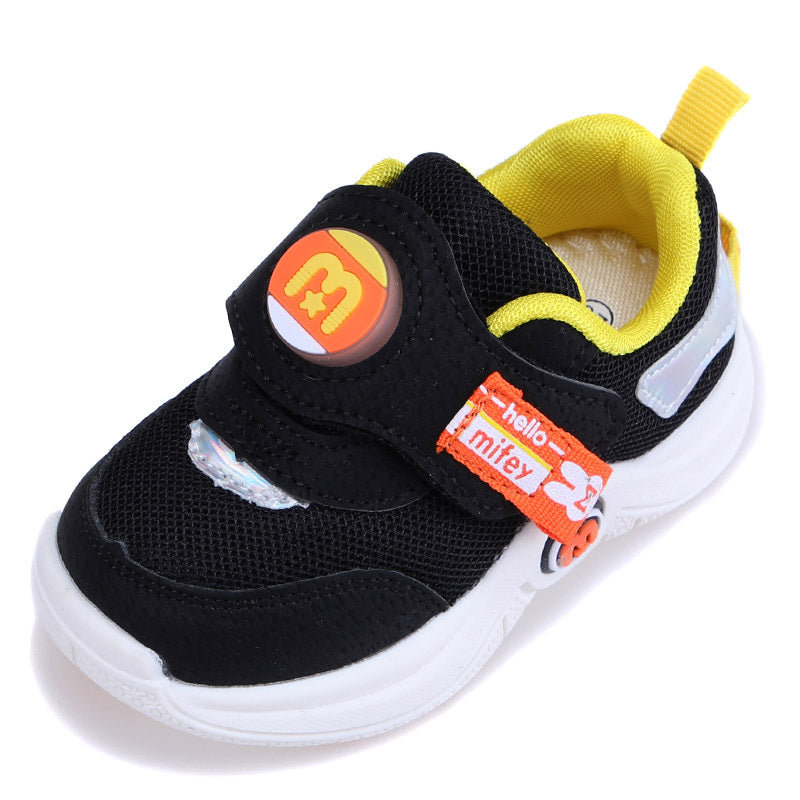 Lichterfüllte Kinderstiefel – Bild 1 | LuxeStyle