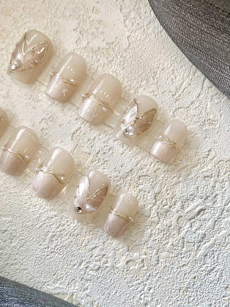 Nude Fishtail Pearl Nagelsticker