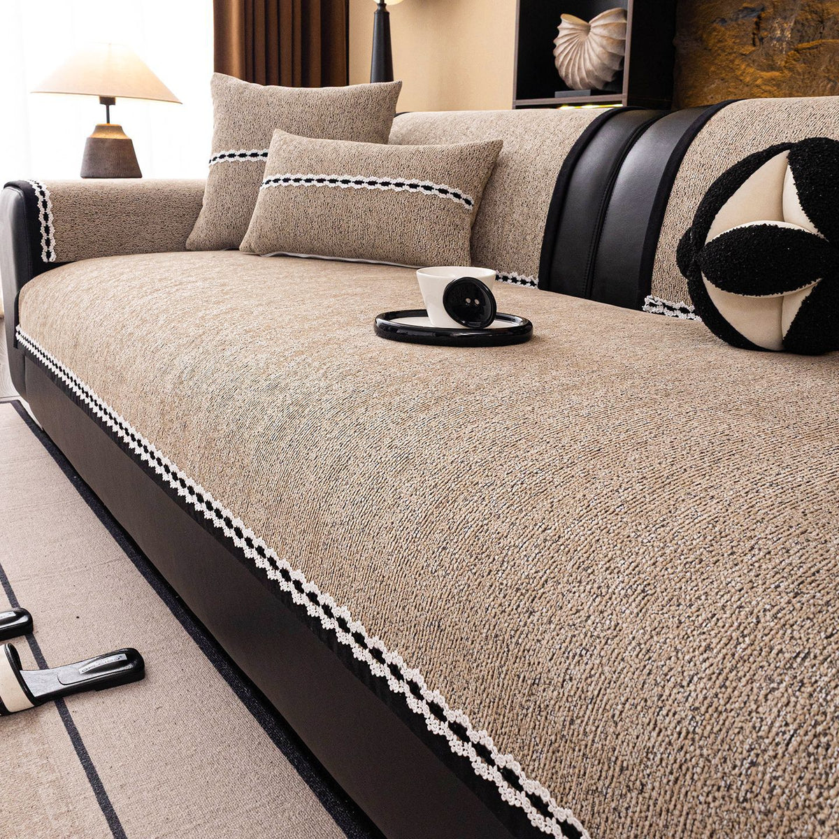 Sofa-Kissen rutschfest und kratzfest – Bild 3 | LuxeStyle