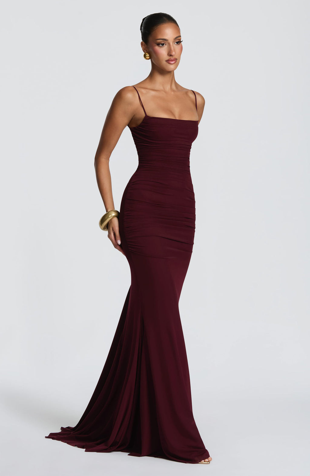 Figurbetontes Etui-Abendkleid mit Rückenschnürung