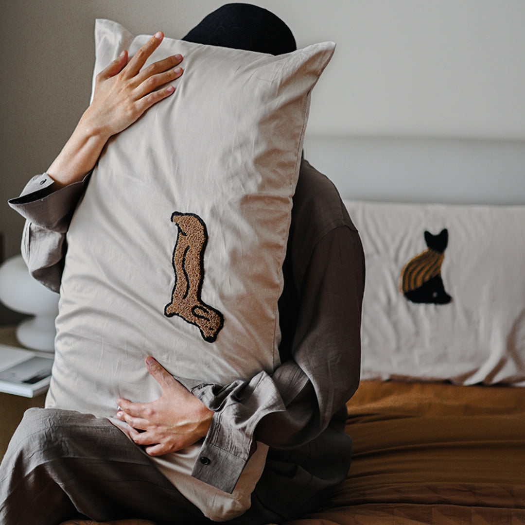 Plüschiger Kissenbezug mit Tiermotiven – Bild 7 | LuxeStyle
