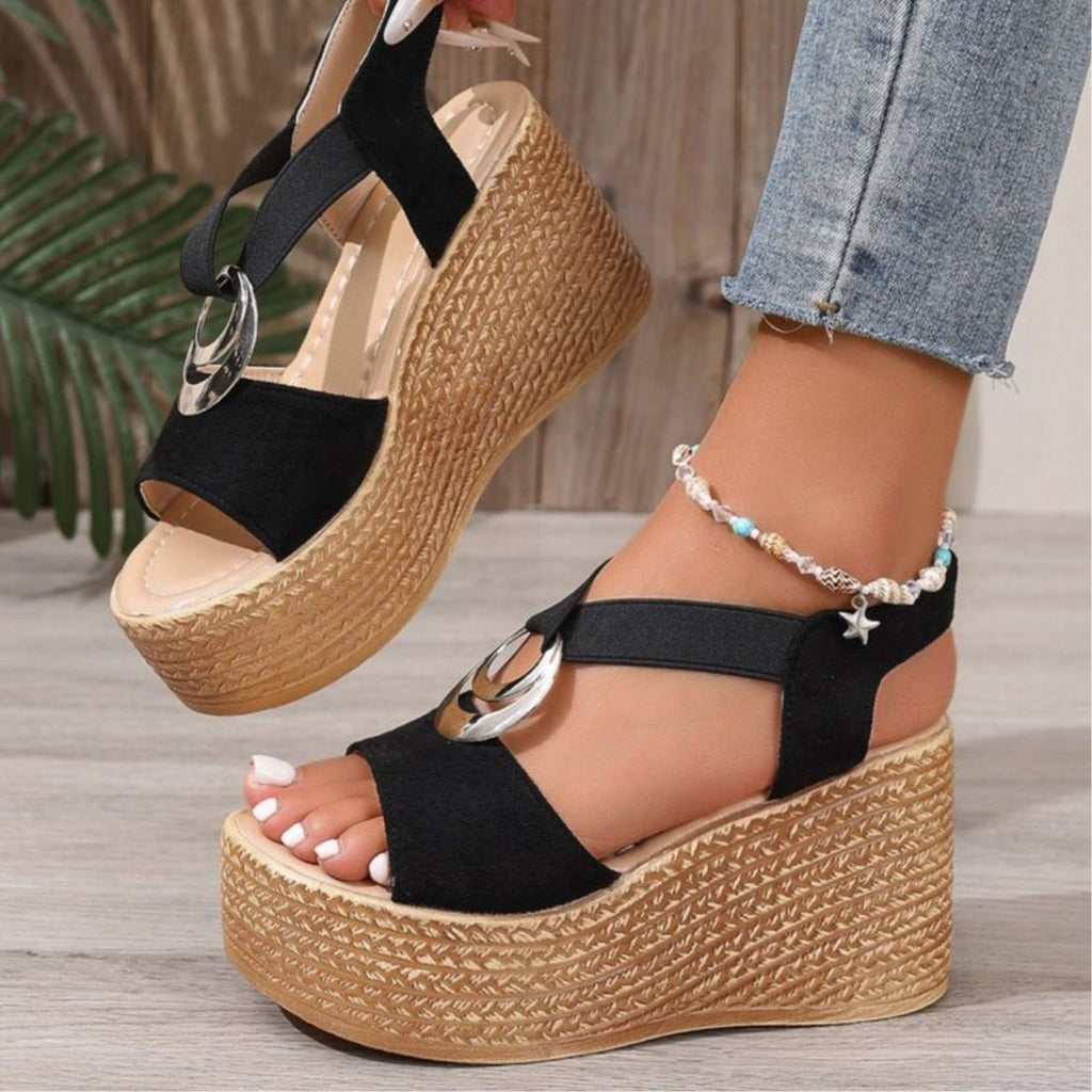 Modische Keilsandalen mit offener Spitze