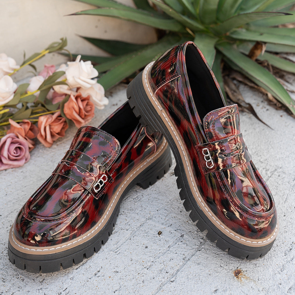 Vintage Loafer mit Leoparden-Print und Schnalle