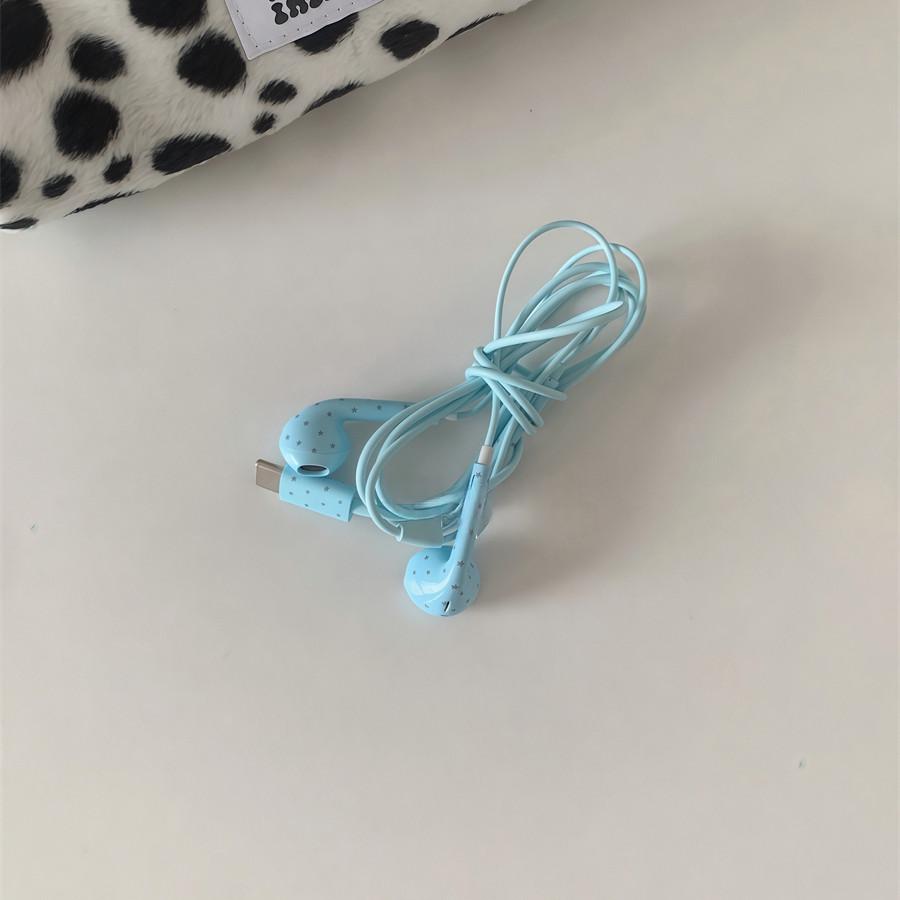 Kabelgebundene In-Ear Kopfhörer im Korean-Stil