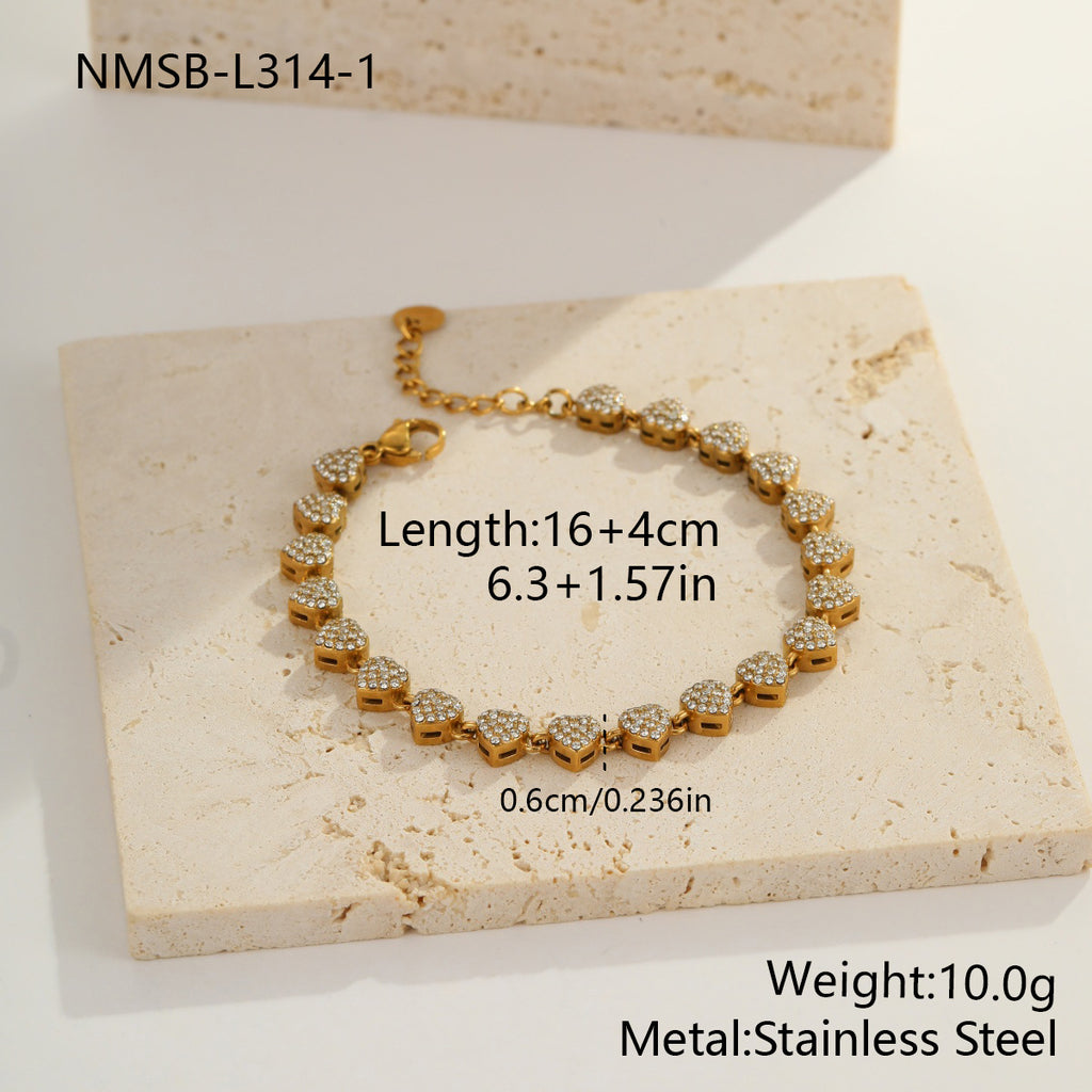 Herz-Zirkon Armband aus farbbeständigem Edelstahl – Bild 16 | LuxeStyle