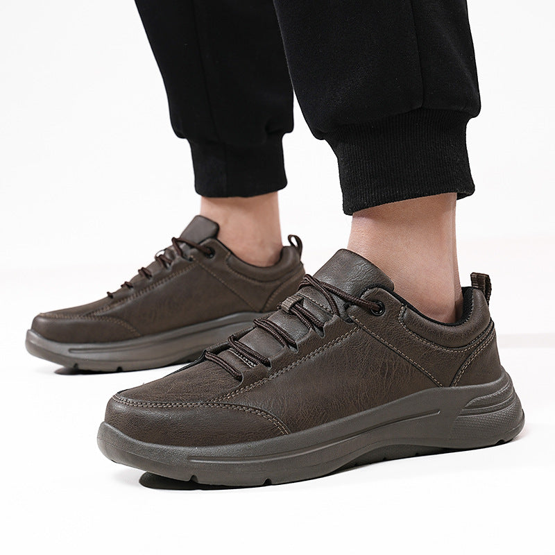Britische Low-Top Leder-Sneaker für Herren