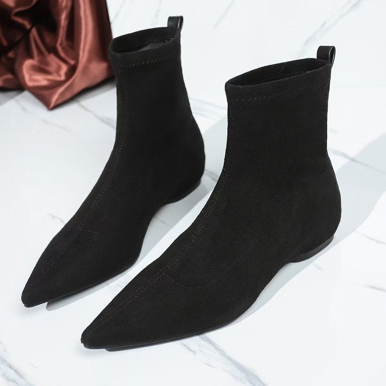 Elegante Stiefeletten aus mattem Wildleder