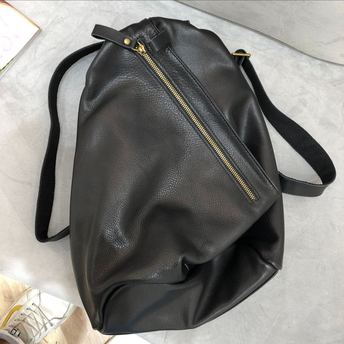 Handgemachter Lederrucksack aus Rindsleder – Bild 3 | LuxeStyle