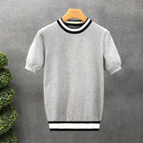 Farbe: Grau
