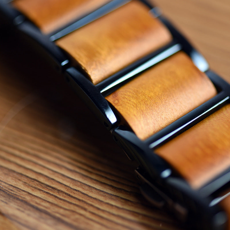 Holz-Armbanduhr klassisch