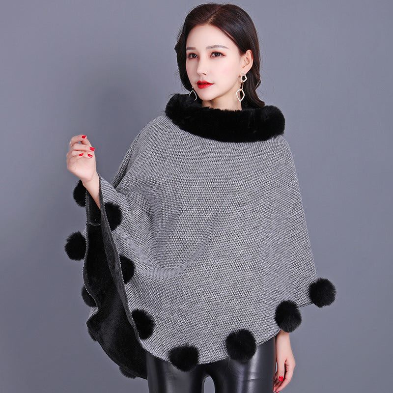 Damen-Poncho mit Fellkugel – Bild 10 | LuxeStyle
