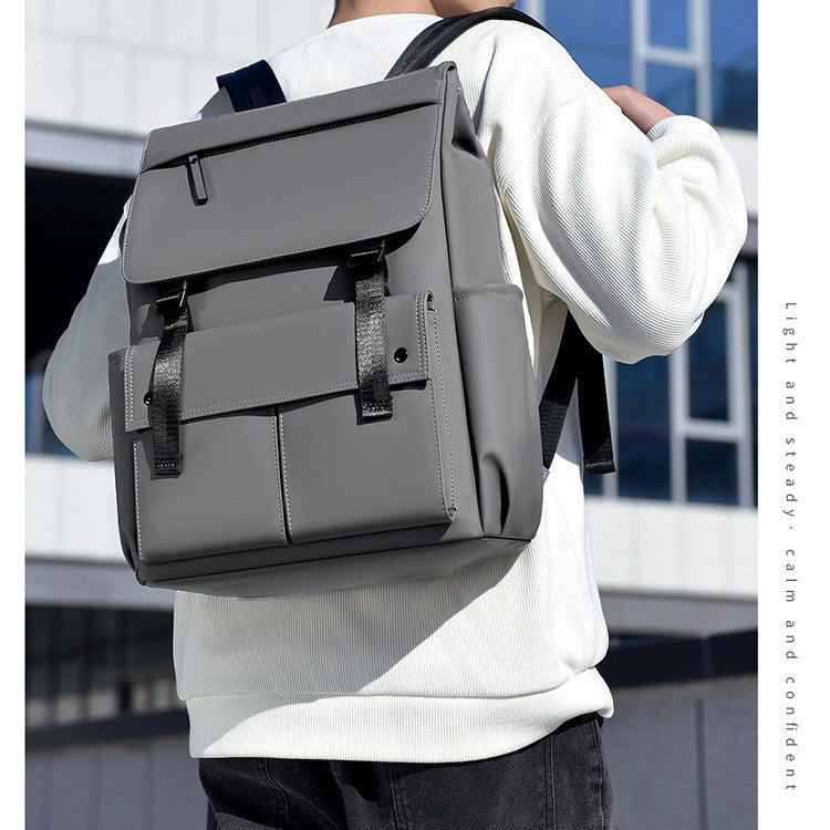 Minimalistischer Rucksack für Herren