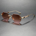 Luxuriöse polygonale Sonnenbrille mit Farbverlauf