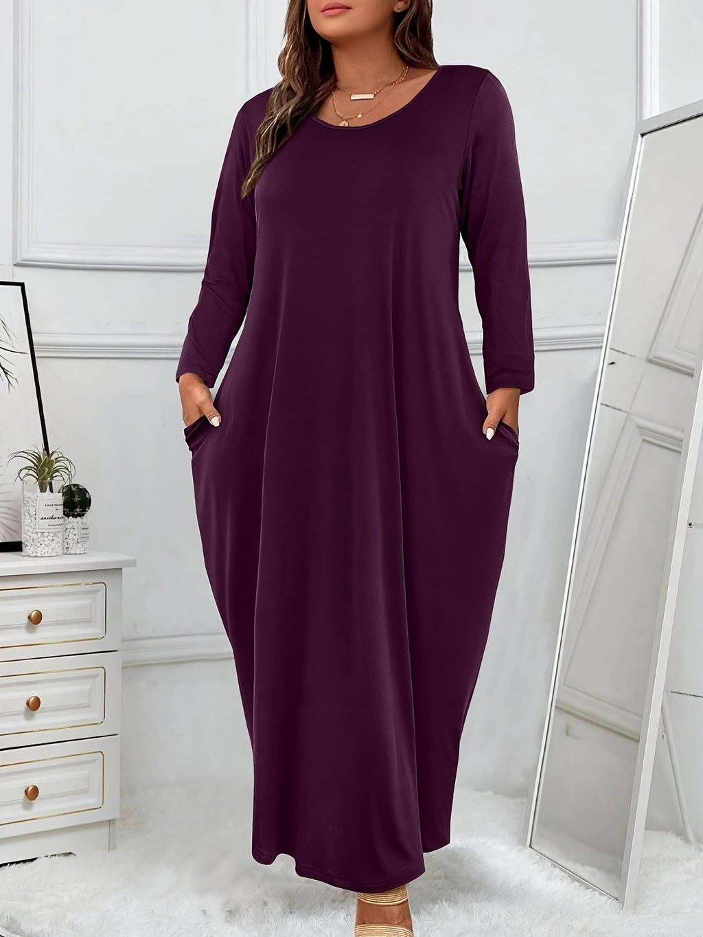 Kleid mit Rundhals und langen Ärmeln – Bild 9 | LuxeStyle