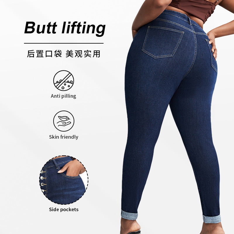 Plus-Size Cropped Jeans mit Ripped Details