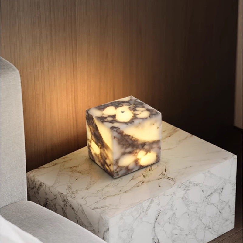 Marmor-Tischlampe mit Klopf-Funktion | LuxeStyle