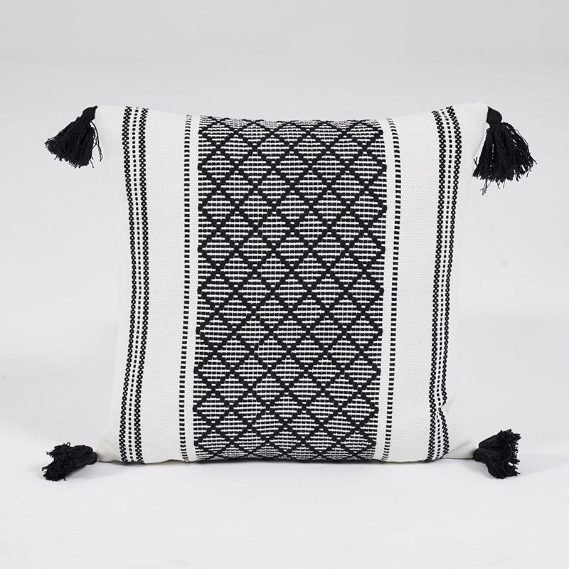 Geometrischer Jacquard Kissenbezug mit Quasten – Bild 1 | LuxeStyle