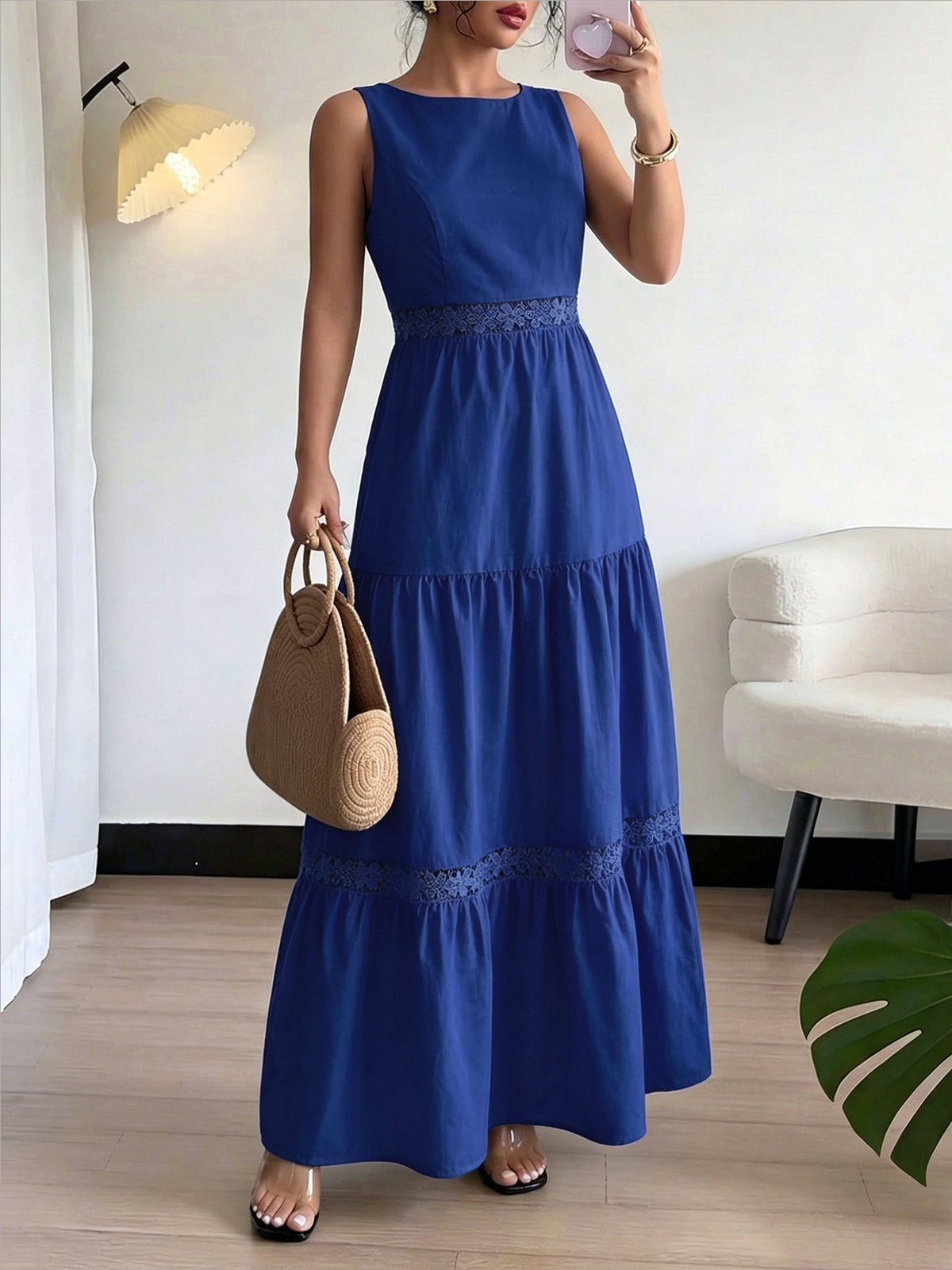 Elegantes ärmelloses Schnürkleid für Freizeit & Ferien | LuxeStyle