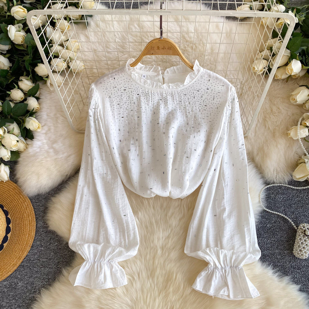 Romantische Langarmbluse mit Rüschen & Perlen | LuxeStyle