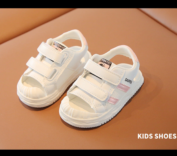 Sommer-Sandalen mit weichen Sohlen