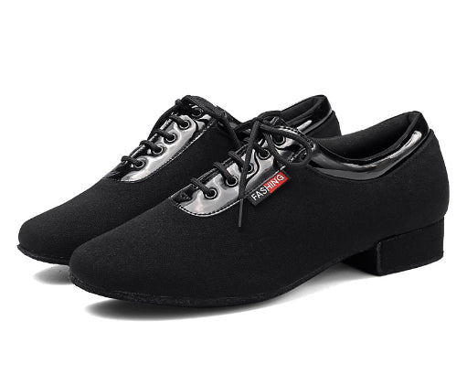Moderne Tanzschuhe für Herren