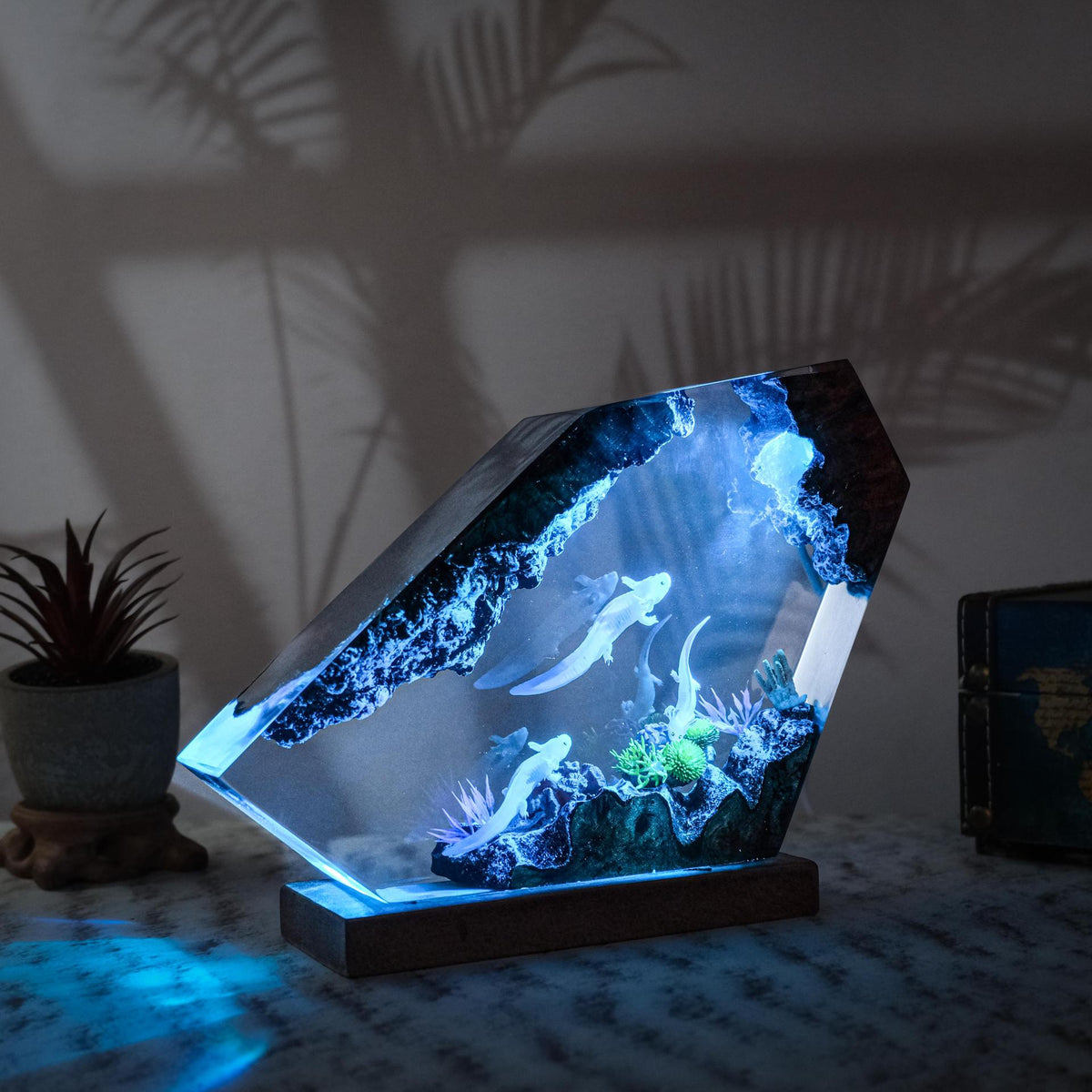 Salamander Harz-Lampe – Bild 7 | LuxeStyle