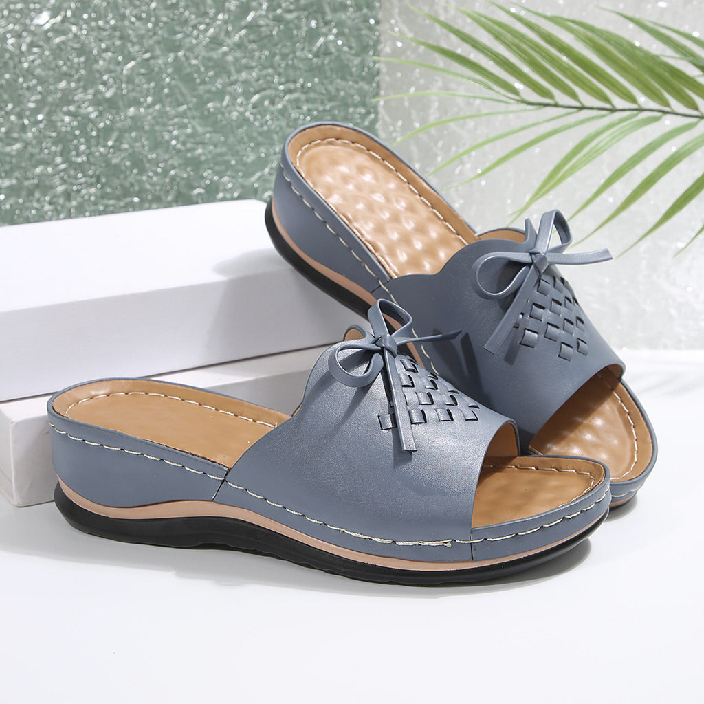 Retro-Sandalen mit runder Spitze und Stickerei – Bild 9 | LuxeStyle
