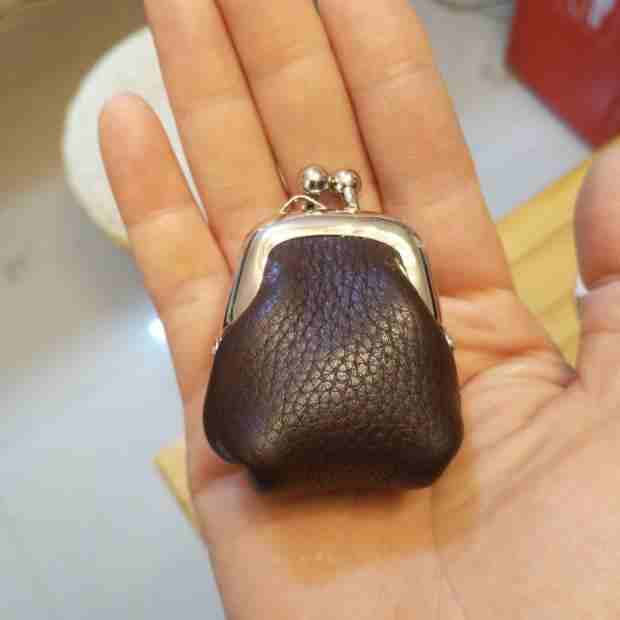 Ketten-Clutch aus Rindsleder – Bild 4 | LuxeStyle