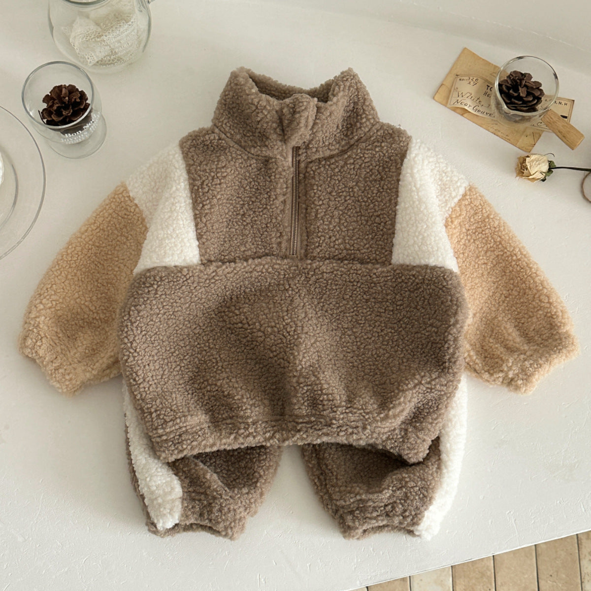 Baby Lammwolle Zweiteiler mit Stehkragen – Bild 3 | LuxeStyle