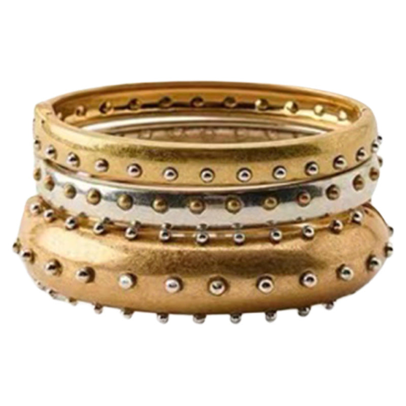Vintage Dreifach-Armreif mit Nieten