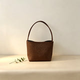 Farbe: Braun