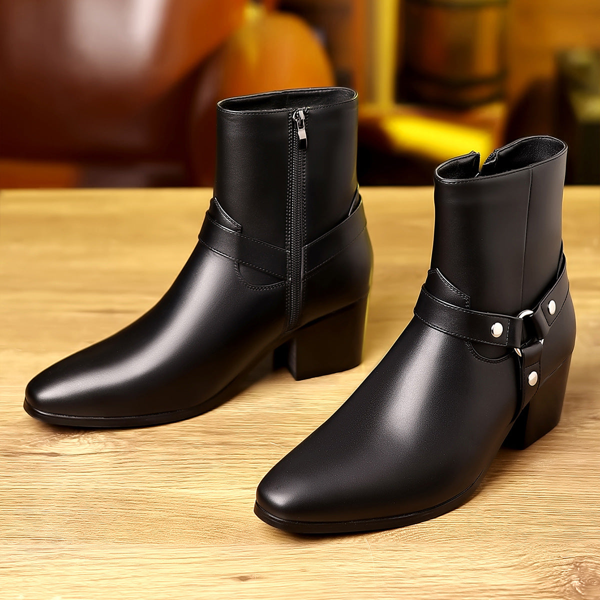 Britische Stiefel im Biker-Stil