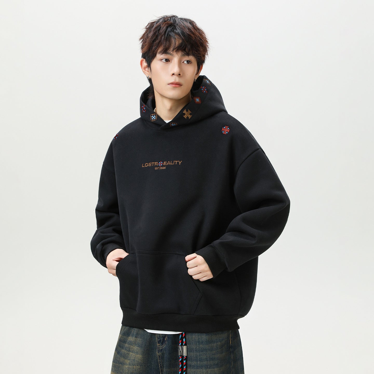 Ethnischer Hoodie mit Stickerei