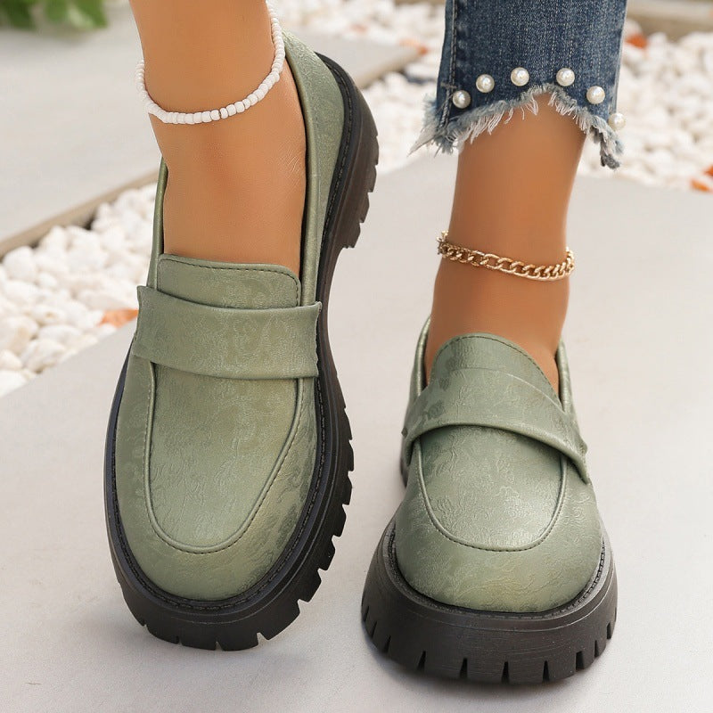 Britische Slip-on Loafer mit Chunky-Absatz