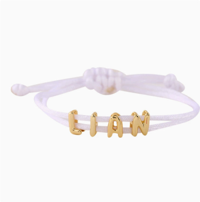 Buntes Buchstaben-Armband – Bild 7 | LuxeStyle