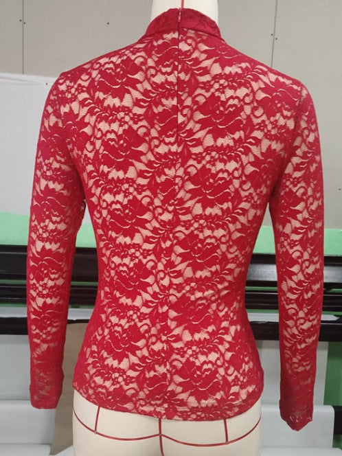 Rotes Langarmshirt mit Spitze