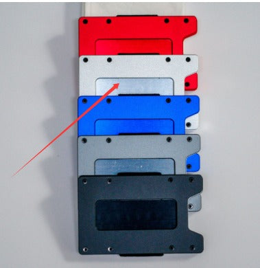 Kartenetui aus Aluminium