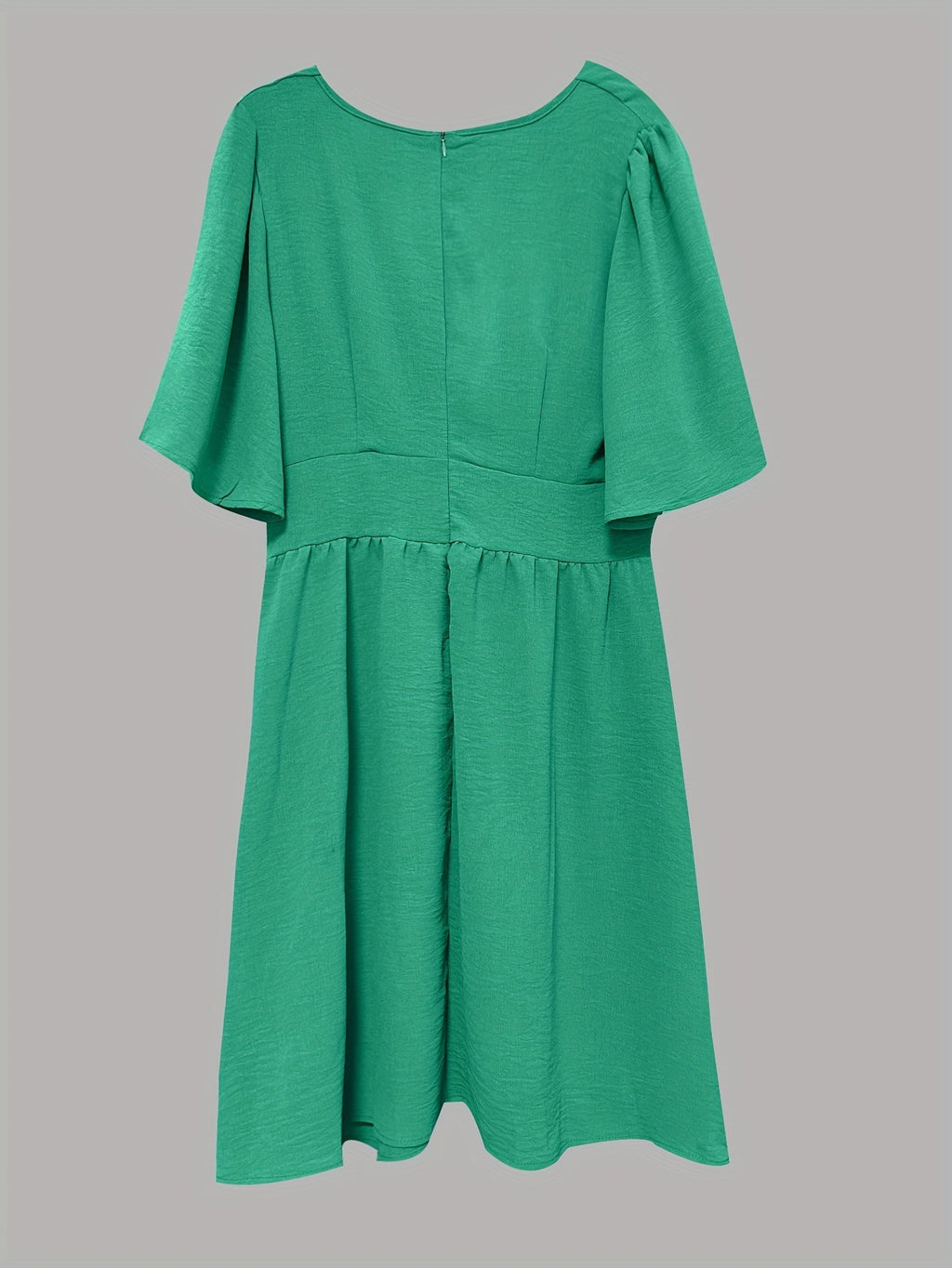 Etuikleid mit V-Ausschnitt & Rüschenärmeln