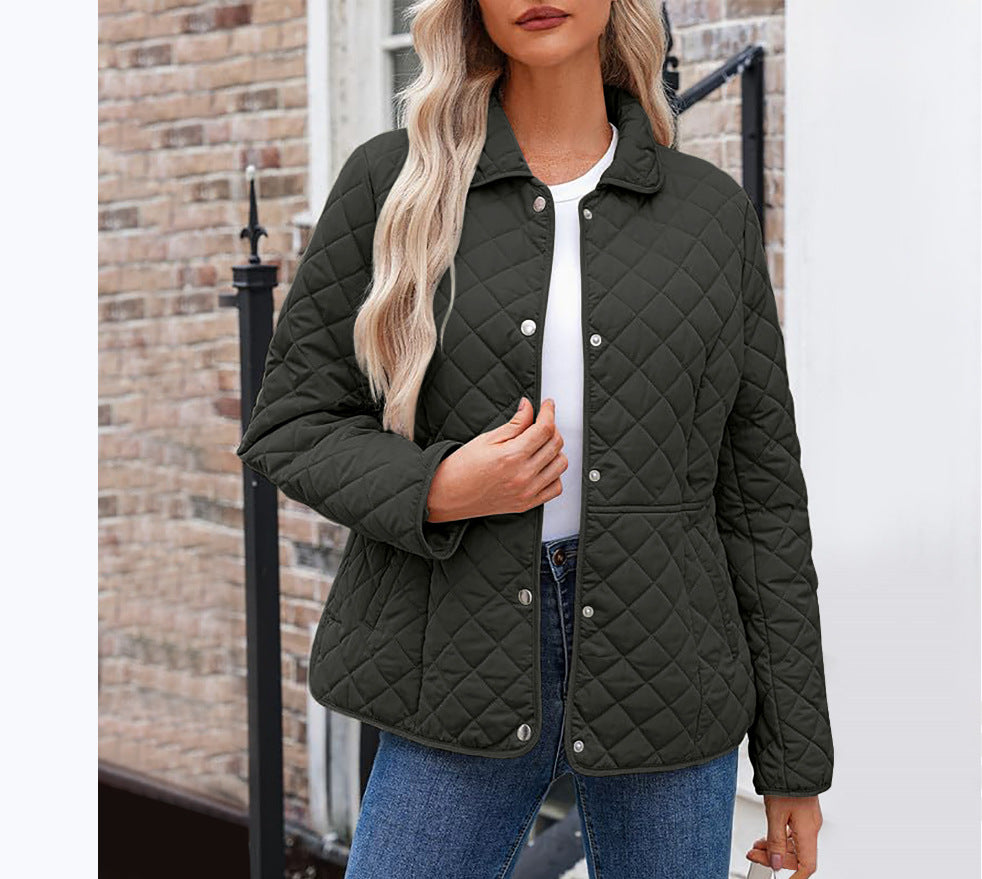 Weisses Quilted-Jackett mit Knöpfen – Bild 3 | LuxeStyle