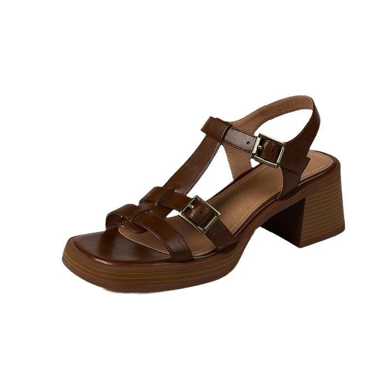 Retro-Sandalen mit T-Buckle – Bild 3 | LuxeStyle