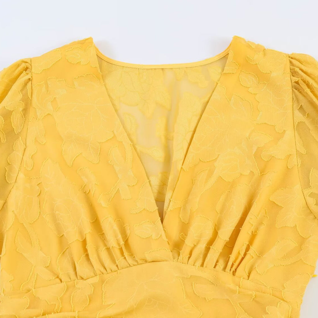 Elegantes A-Linien-Kleid mit Puffärmeln
