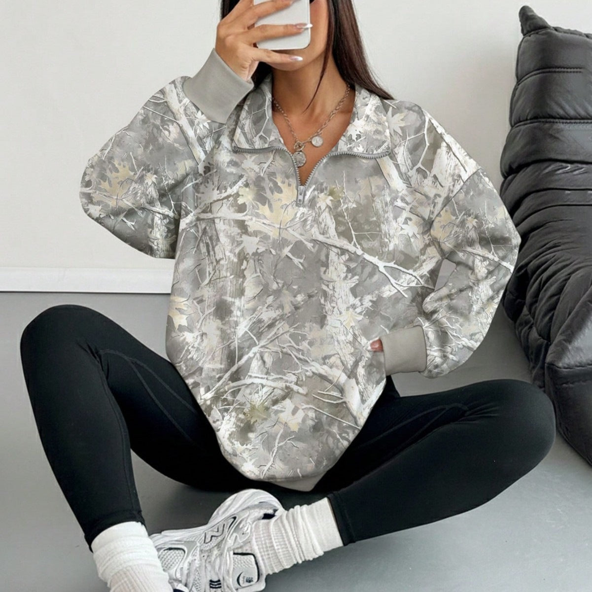 Sweatshirt mit Pflanzen-Print und Reissverschluss