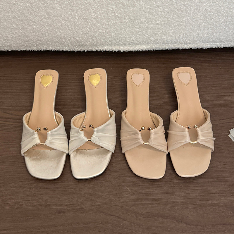 Elegante Plateau-Sandalen mit gerafftem Design