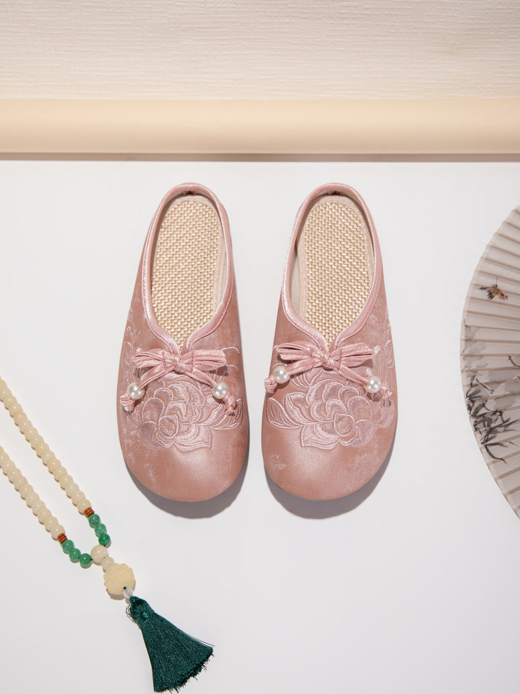 Bestickte Mules – Beige, elegant & bequem