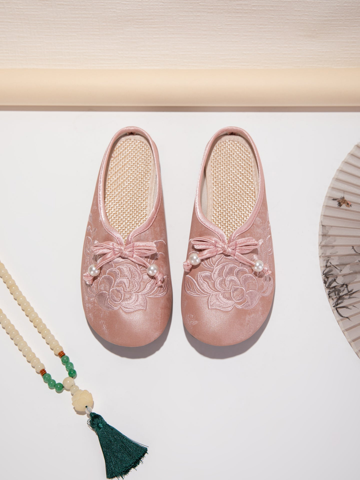 Bestickte Mules – Beige, elegant & bequem