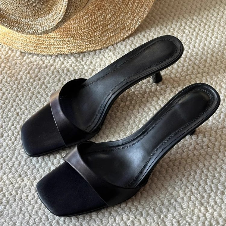Elegante Sandalette im französischen Stil