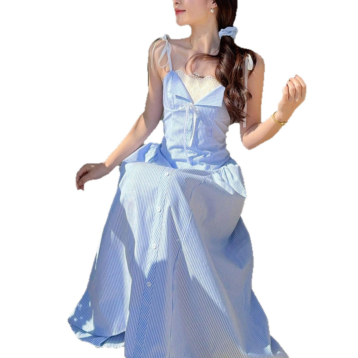 Elegantes Trägerkleid für den Sommer – Bild 1 | LuxeStyle